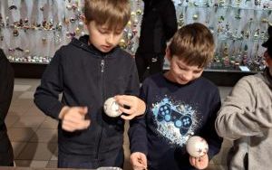 Wycieczka do Muzeum Bańki Choinkowej w Nowej Dębie (10)