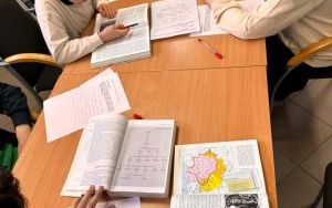 Lekcja biblioteczna klas V i VI (7)