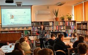 Lekcja biblioteczna klas V i VI (15)